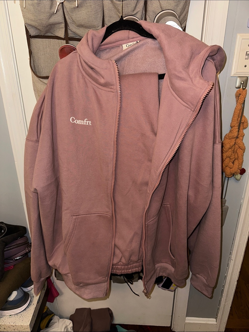 Comfrt Women's ORCHID Zip Bomber Jacket with Hood set with bottom.